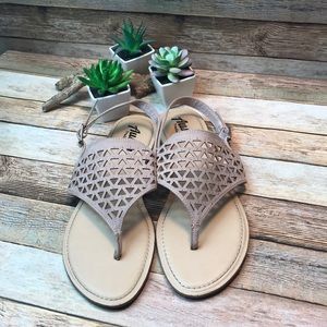 Austin Trading Co. Sandals Size 10